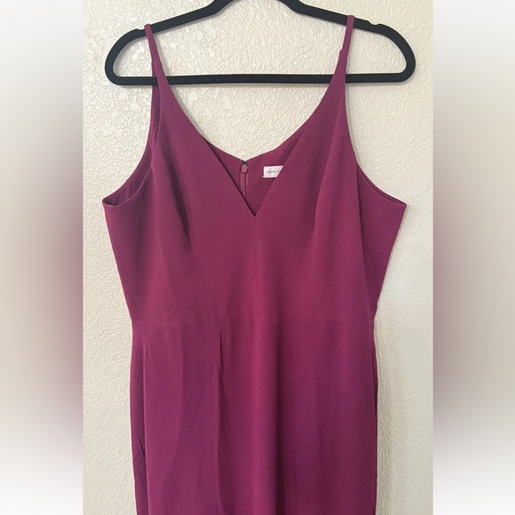New Dress the Population Iris Slit Crepe Trumpet Gown Dark Magenta Sz XXL - Picture 4 of 10